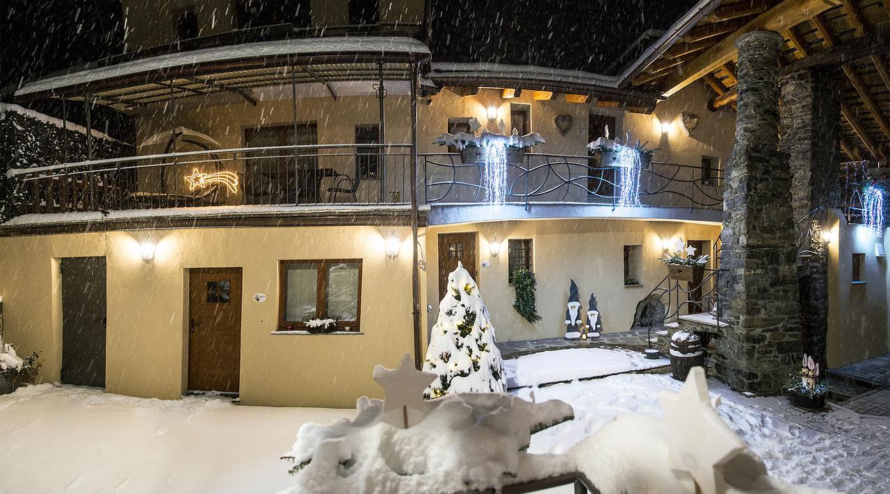 Hotel La cor dé Jérémie Montjovet Exterior foto